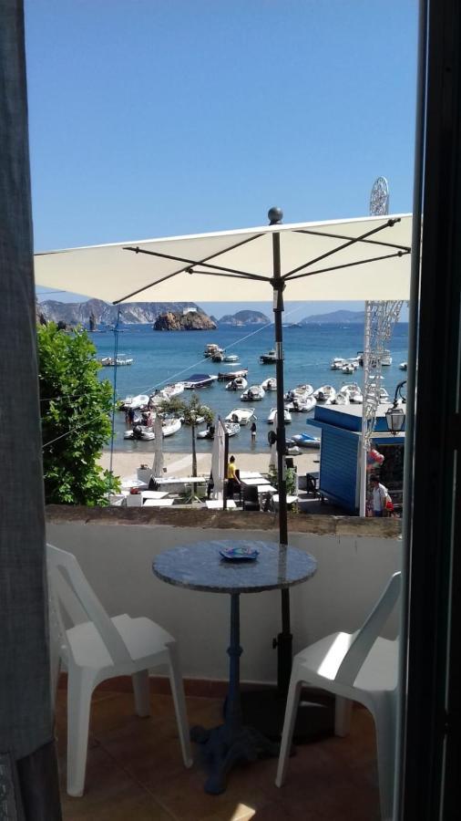 La Casa Sugli Archi Hotel Ponza Exterior foto
