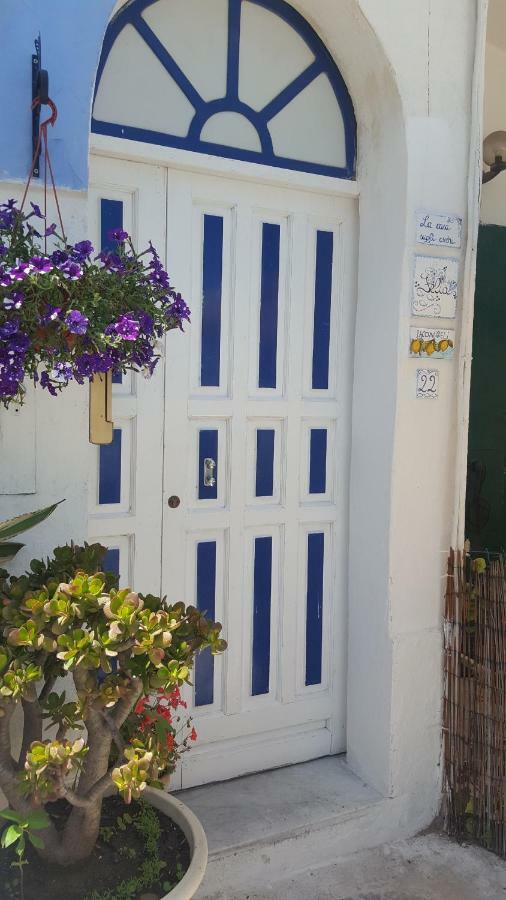 La Casa Sugli Archi Hotel Ponza Exterior foto