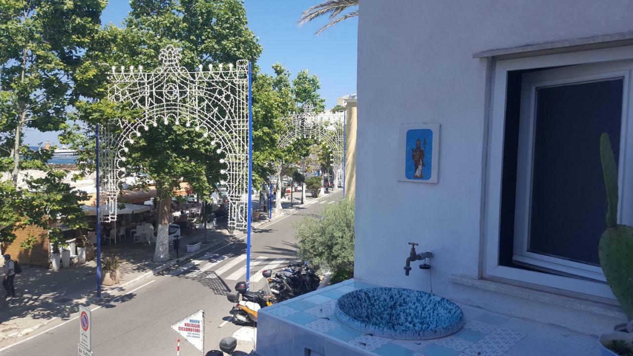 La Casa Sugli Archi Hotel Ponza Exterior foto